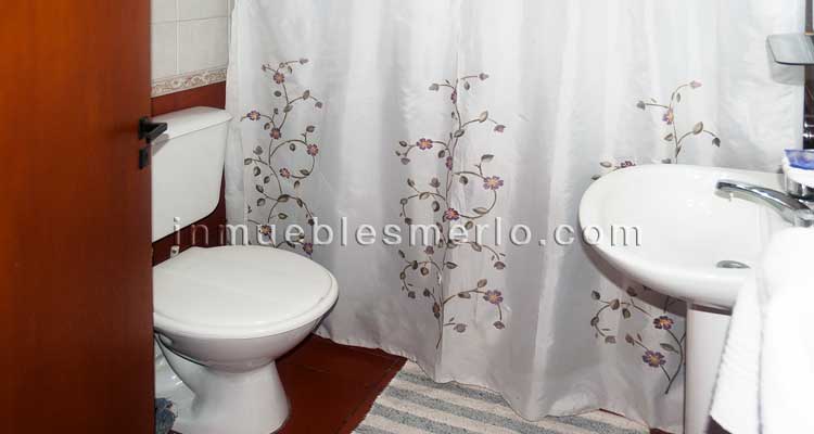 Baño grande en PA, junto al dormitorio