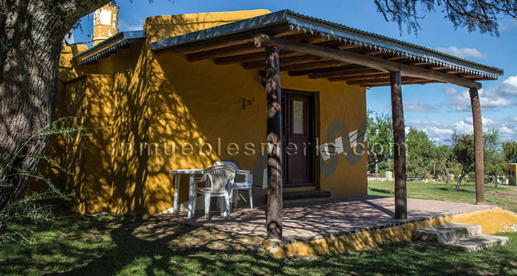 Exterior cabaña monoambiente